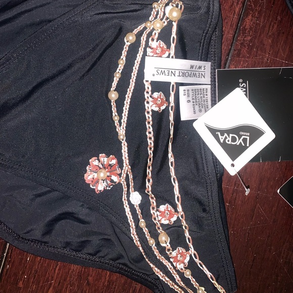 Newport News swim suit - Picture 2 of 6